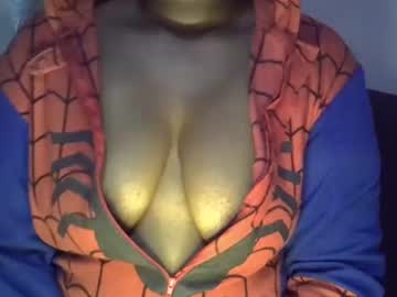 Queenesi65 Chaturbate stream image from June 21, 2025