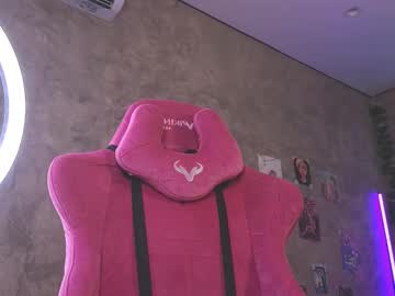 Yummylisa Chaturbate stream image from June 21, 2025