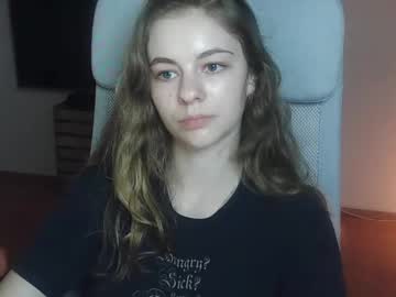Ariacreazy Chaturbate stream image from June 21, 2025