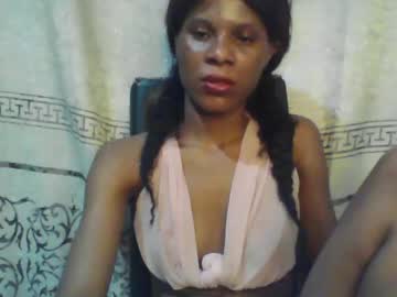 Luckymadequeen Chaturbate stream image from June 21, 2025