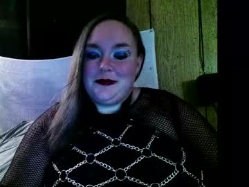 Ladylynn13 Chaturbate stream image from June 21, 2025