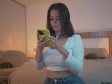 Mia_Greyy Chaturbate stream image from June 21, 2025