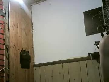 Saarlaender40 Chaturbate stream image from June 21, 2025