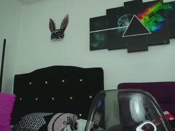 Sweetjuly1 Chaturbate stream image from June 21, 2025