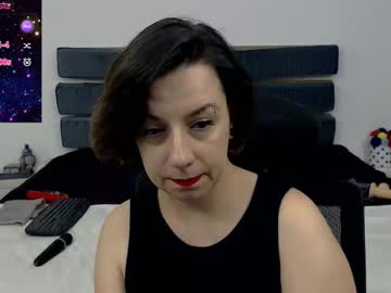 Autumnopal Chaturbate stream image from June 22, 2025