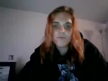 Freshwaternewf Chaturbate stream image from June 22, 2025