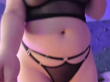 Martiinacross Chaturbate stream image from June 22, 2025