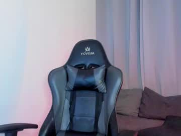 Axel_Owen Chaturbate stream image from June 22, 2025