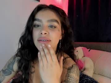 Lauren_Camila1 Chaturbate stream image from June 22, 2025