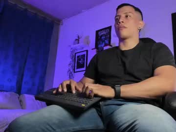 Thomsevery_ Chaturbate stream image from June 22, 2025