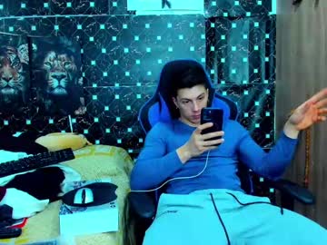 Javiersexymann Chaturbate stream image from June 22, 2025