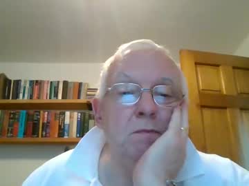 Apomaleko Chaturbate stream image from June 22, 2025