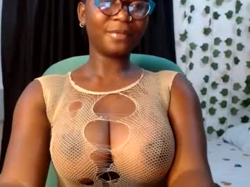 Sexy_Pearl12 Chaturbate stream image from June 22, 2025