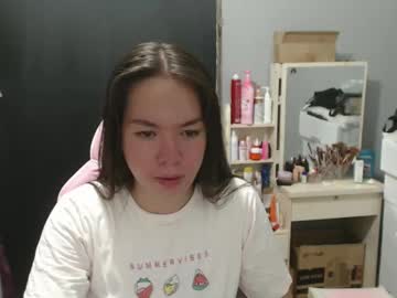 Sweetjuliaa17 Chaturbate stream image from June 22, 2025