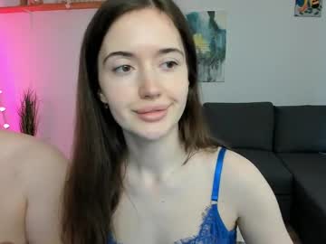 Kiki_Mcflurry Chaturbate stream image from June 22, 2025