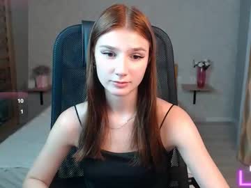 Mimicrash Chaturbate stream image from June 22, 2025