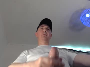 Buzzroc Chaturbate stream image from June 22, 2025