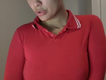Isabellalis Chaturbate stream image from June 22, 2025