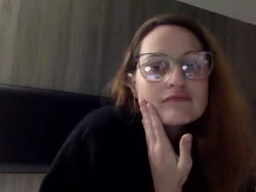 Honey_Xoxo24 Chaturbate stream image from June 22, 2025