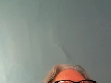 Lickyouryoni Chaturbate stream image from June 22, 2025