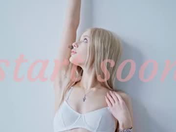 Lovendy Chaturbate stream image from June 22, 2025