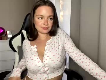 Sexmoon11 Chaturbate stream image from June 22, 2025
