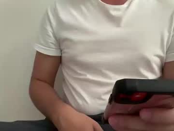 Highlightsintown Chaturbate stream image from June 22, 2025