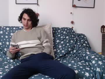 Harry_Sky Chaturbate stream image from June 22, 2025