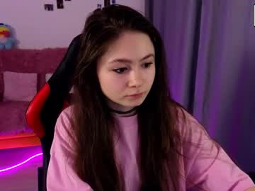 Shyvivi_ Chaturbate stream image from June 22, 2025