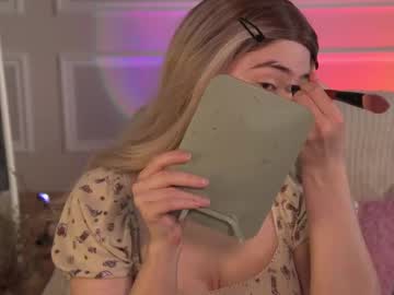 Oliilali Chaturbate stream image from June 22, 2025