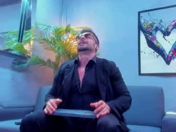 Dennis_Cox_ Chaturbate stream image from June 22, 2025