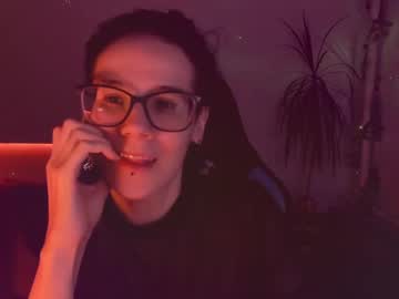 Yourscosmic Chaturbate stream image from June 22, 2025