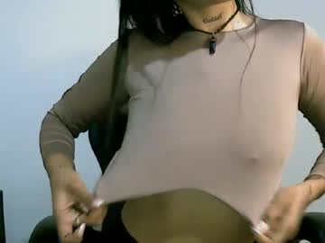 Zoee_Horny Chaturbate stream image from June 22, 2025