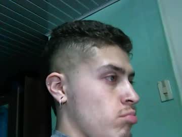Aaronn_Gomezz Chaturbate stream image from June 23, 2025