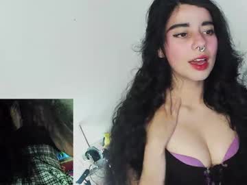 Alicekingdom Chaturbate stream image from June 23, 2025