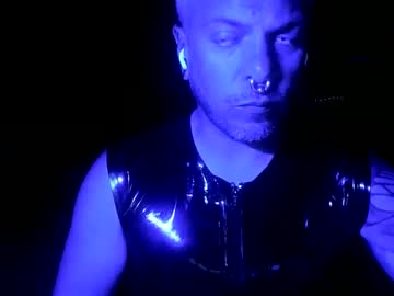Slickevolved Chaturbate stream image from June 23, 2025