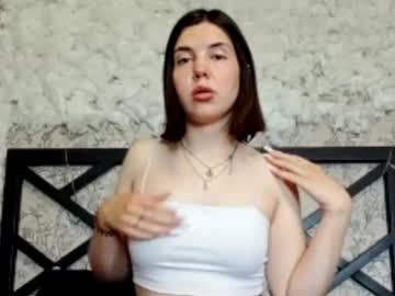 Velvetsyn Chaturbate stream image from June 23, 2025