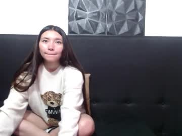 Victoria017 Chaturbate stream image from June 23, 2025