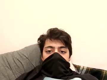 Rn_82b Chaturbate stream image from June 23, 2025