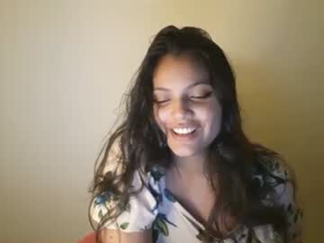Bombomepimenta Chaturbate stream image from June 23, 2025