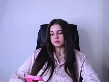 Hoooot_Mommy Chaturbate stream image from June 23, 2025