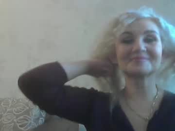 Svetuliya Chaturbate stream image from June 23, 2025