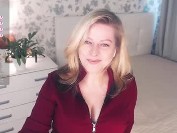 Helenbonham Chaturbate stream image from June 23, 2025