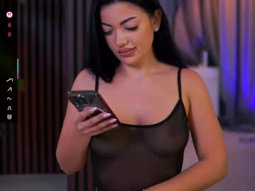 Bella_Diamondz Chaturbate stream image from June 23, 2025