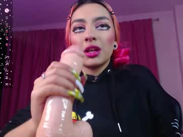 Lyli3_4 Chaturbate stream image from June 23, 2025