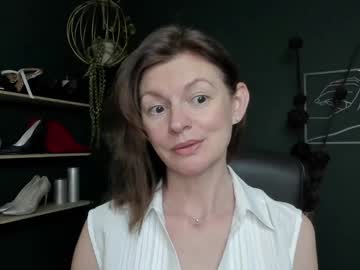 Vivian_Dream Chaturbate stream image from June 23, 2025