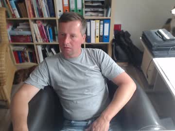 Maddmax8 Chaturbate stream image from June 23, 2025