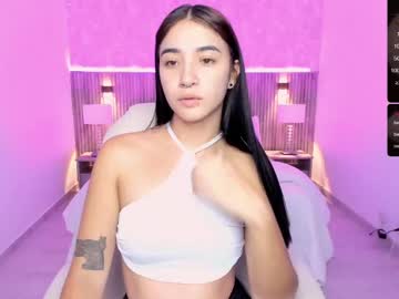 Antonella_Grayy Chaturbate stream image from June 23, 2025