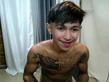 Hugecockchristian Chaturbate stream image from June 23, 2025