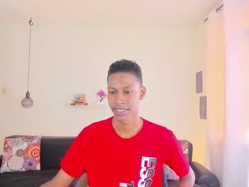 Maiki18 Chaturbate stream image from June 23, 2025